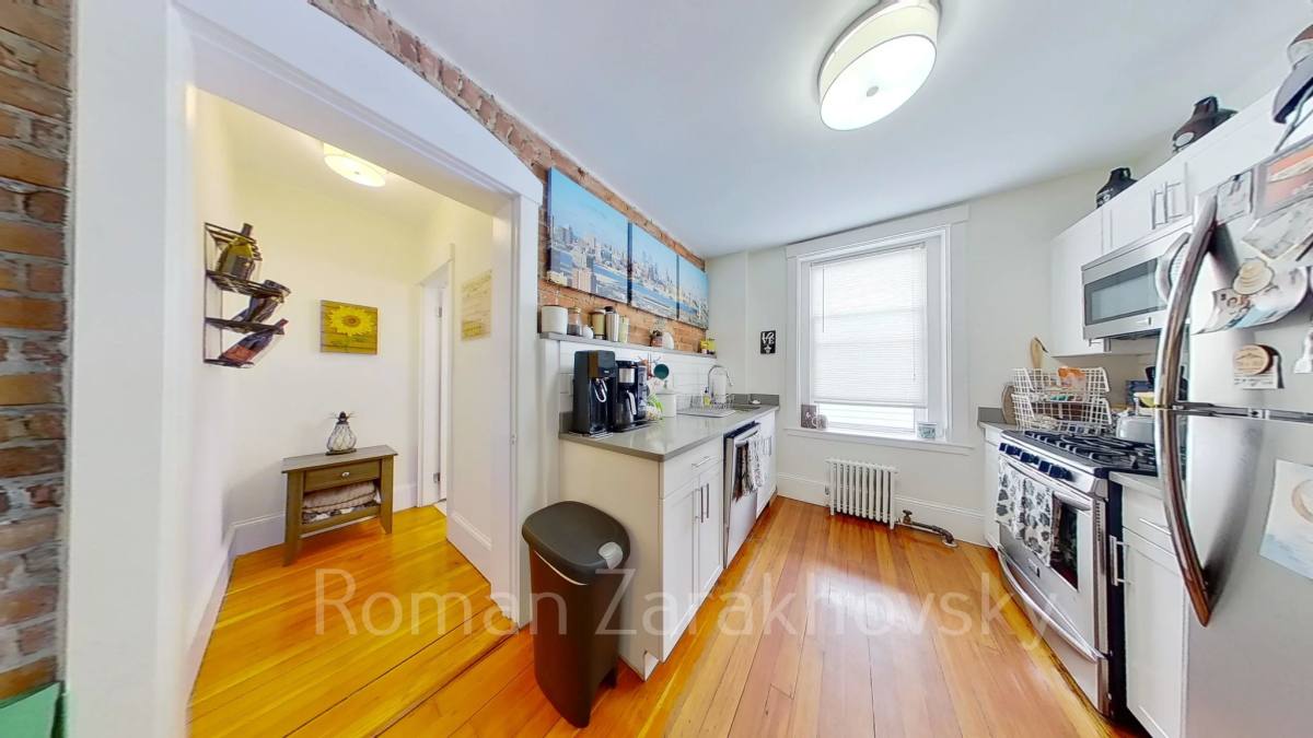 Apartment for rent at 83 Harvard St #10, Brookline, MA 02445