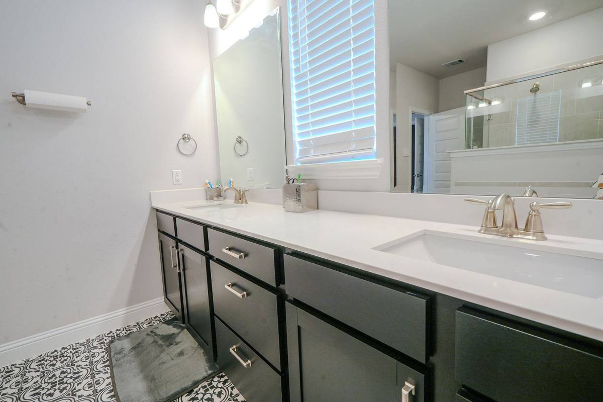 Townhouse for rent at 2130 Argolis Dr, Rowlett, TX 75088