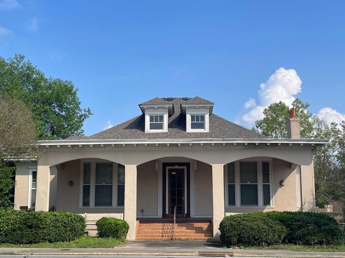 Apartment for rent at 420 College St #B, Macon, GA 31201