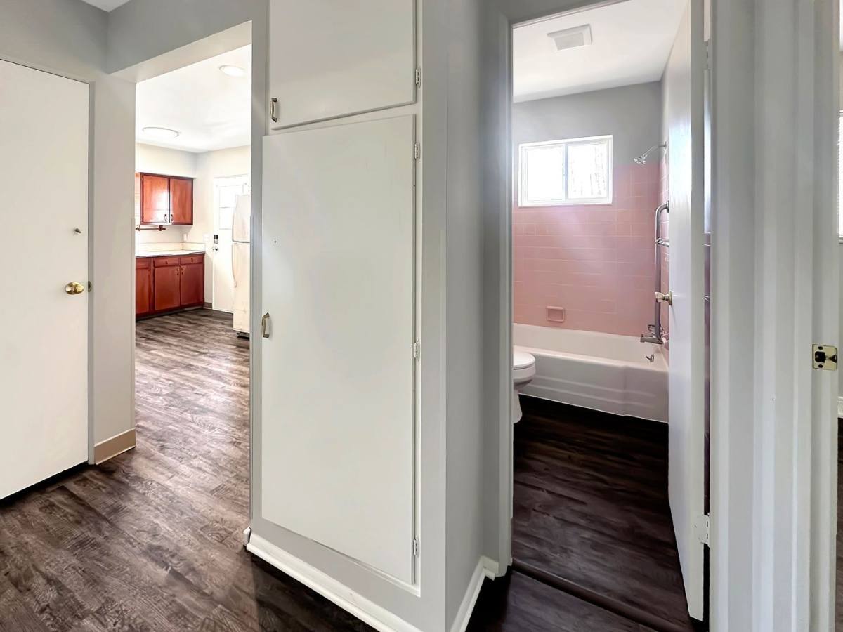 Townhouse for rent at 23 Ridgewood St, Kalamazoo, MI 49001