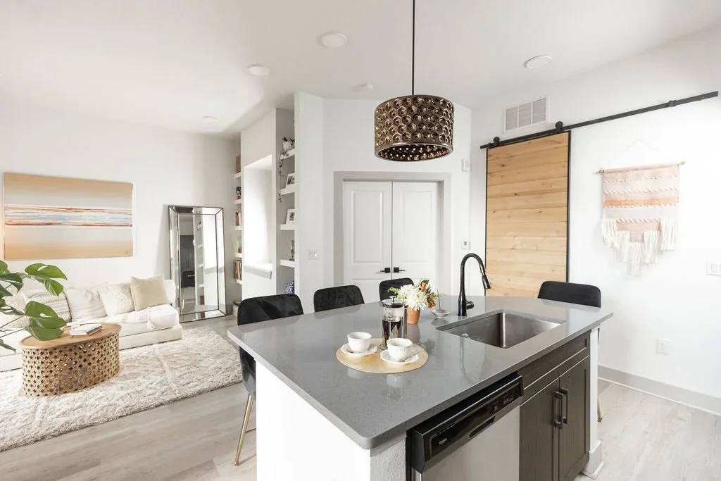 Apartment for rent at 200 N Bishop Ave #315, Dallas, TX 75208