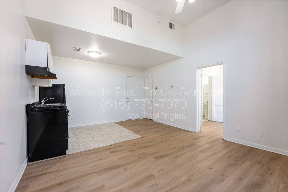 Apartment for rent at 100 Washington Ave #204, Grand Haven, MI 49417