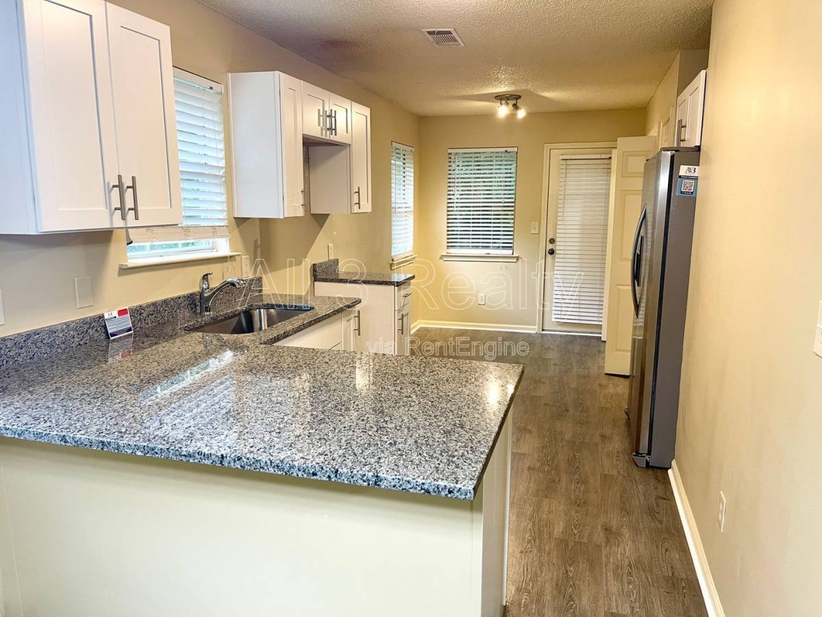 House for rent at 132 Samanthas Way, McDonough, GA 30253