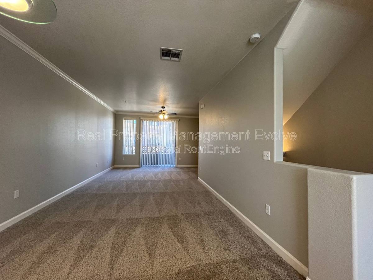 Condo for rent at 4455 E Paradise Village Parkway S #1021, Phoenix, AZ 85032