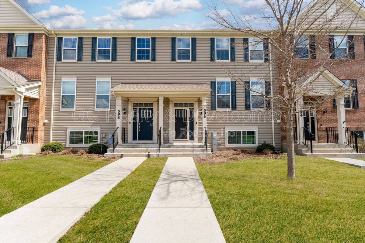 House for rent at 596 Cimmaron Circle, Crystal Lake, IL 60012