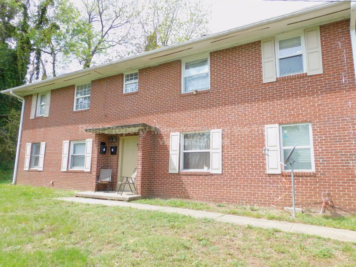 Apartment for rent at 1514 Gholson Ave S E #D, Winston Salem, NC 27107