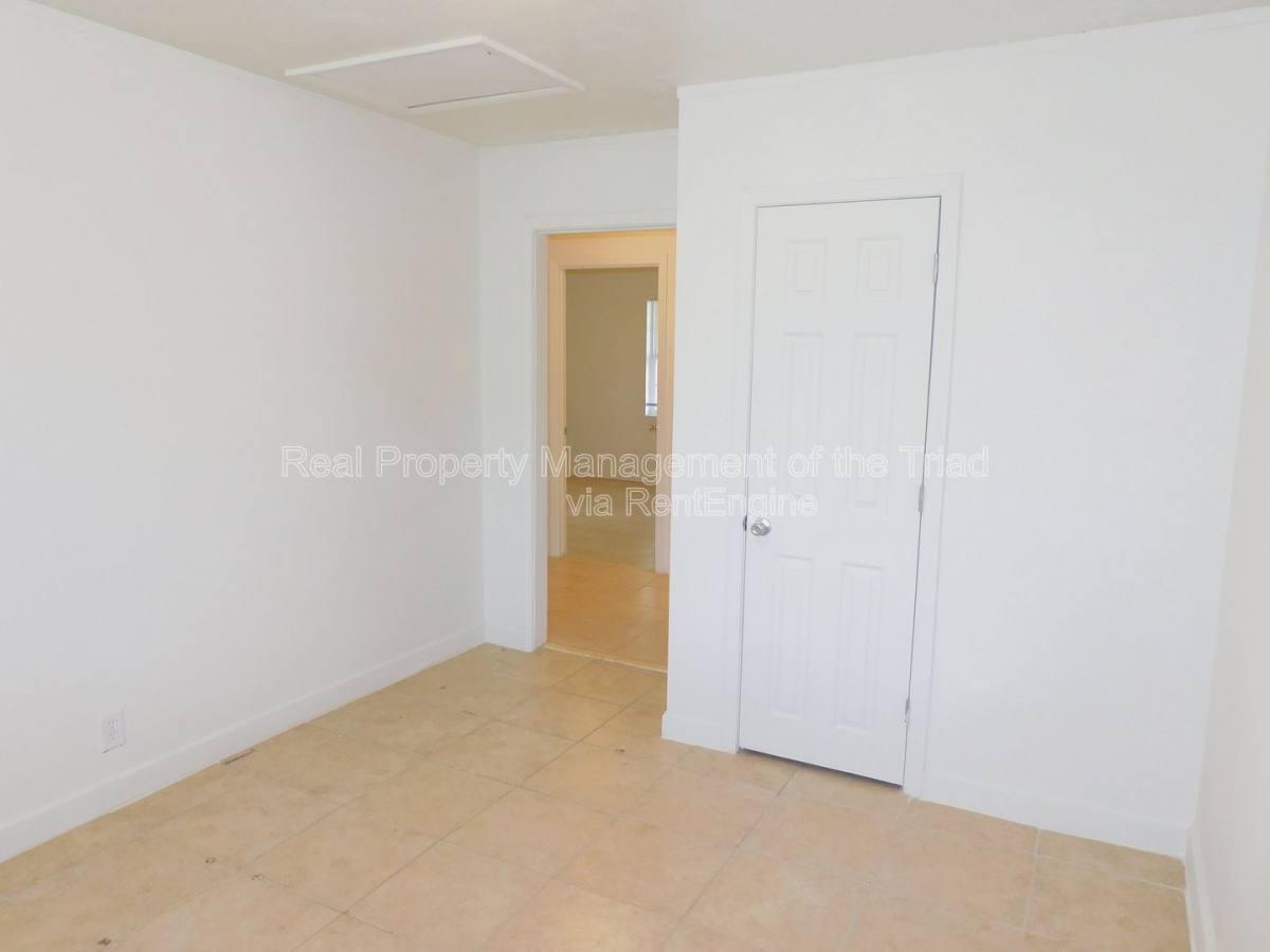 Apartment for rent at 1514 Gholson Ave S E #D, Winston Salem, NC 27107