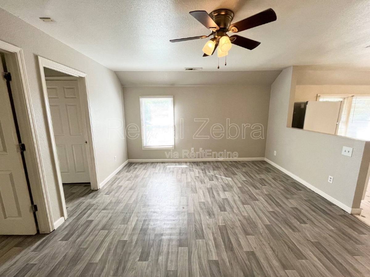 Apartment for rent at 355 W 22nd St, Merced, CA 95340