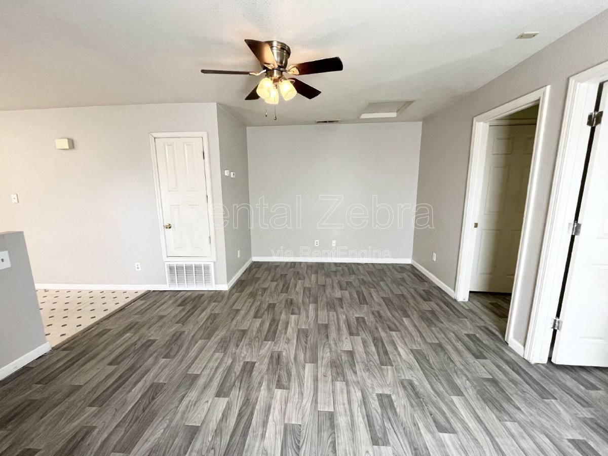 Apartment for rent at 355 W 22nd St, Merced, CA 95340