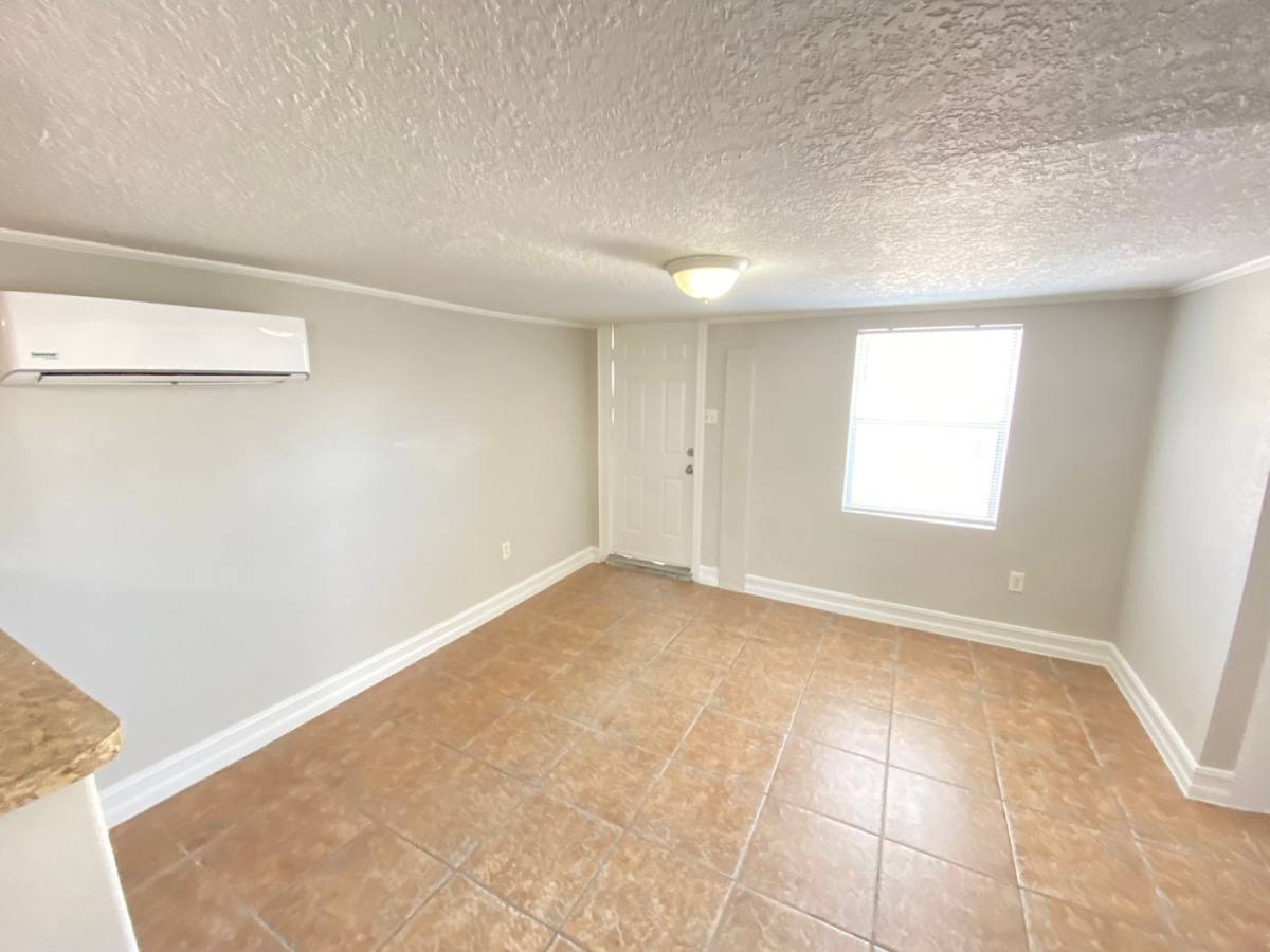 Apartment for rent at 812 W Livingston St #B, Orlando, FL 32805