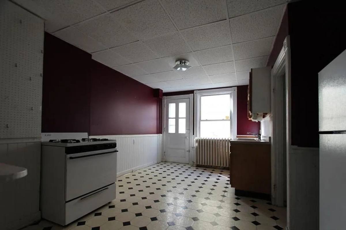 Apartment for rent at 33-37 Grant St, Burlington, VT 05401