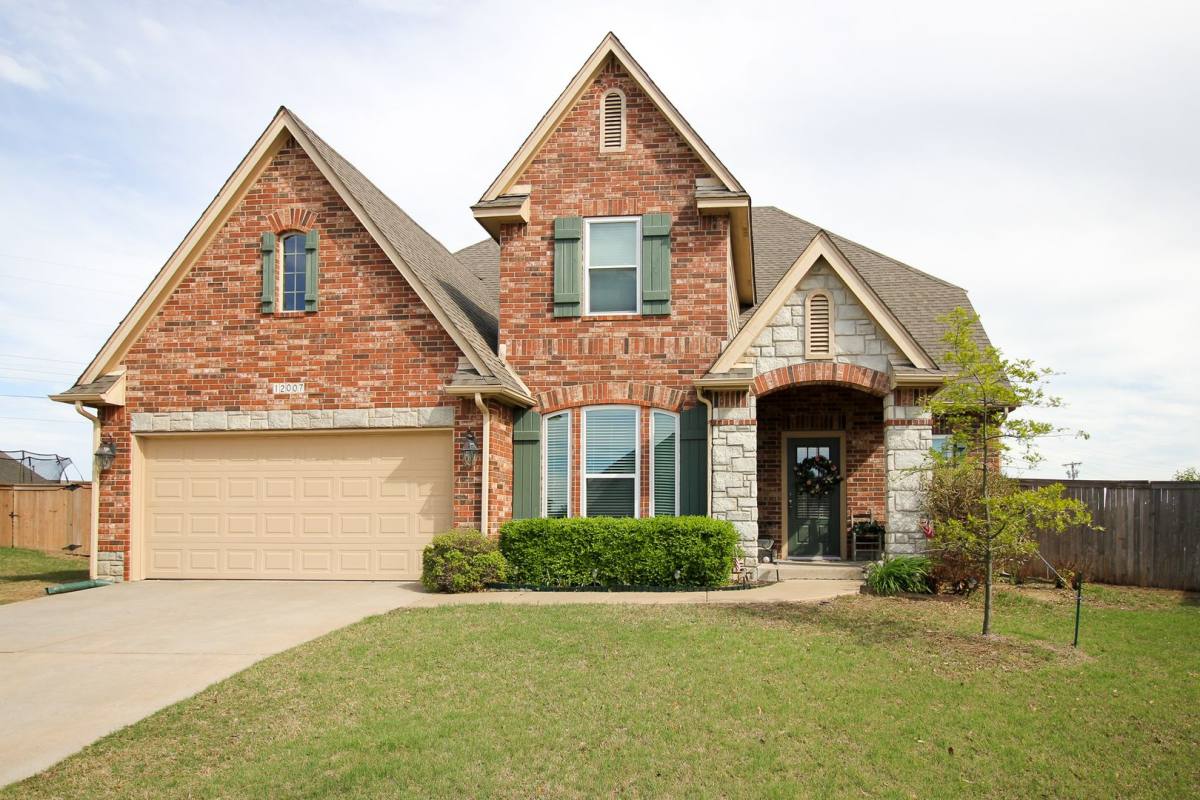 House for rent at 12007 S Redbud St, Jenks, OK 74037