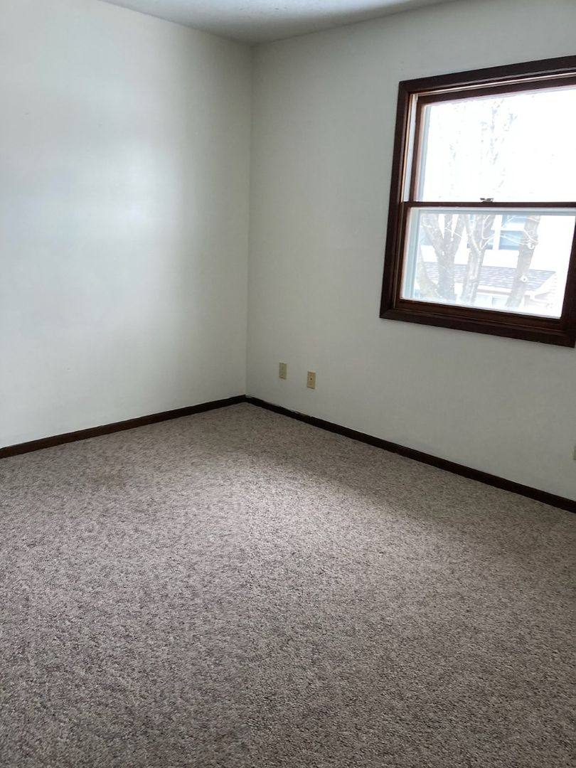 Apartment for rent at 450 N Dubuque St, North Liberty, IA 52317