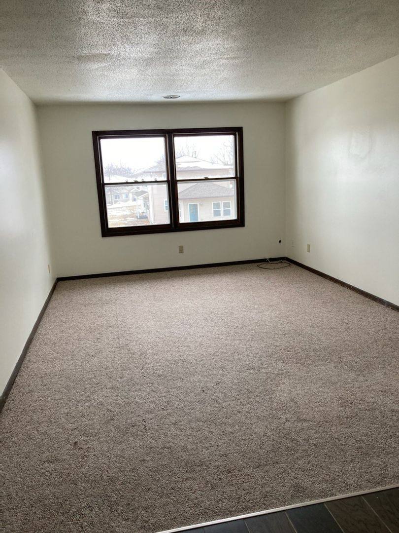 Apartment for rent at 450 N Dubuque St, North Liberty, IA 52317