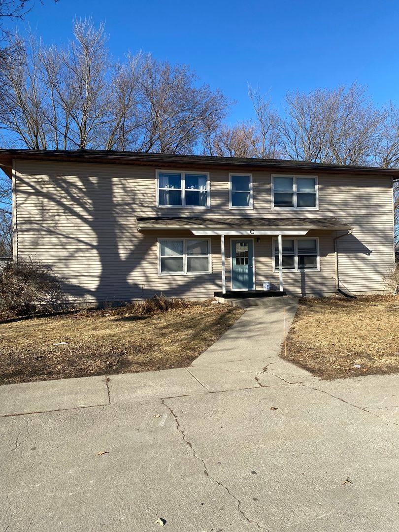 Apartment for rent at 450 N Dubuque St, North Liberty, IA 52317
