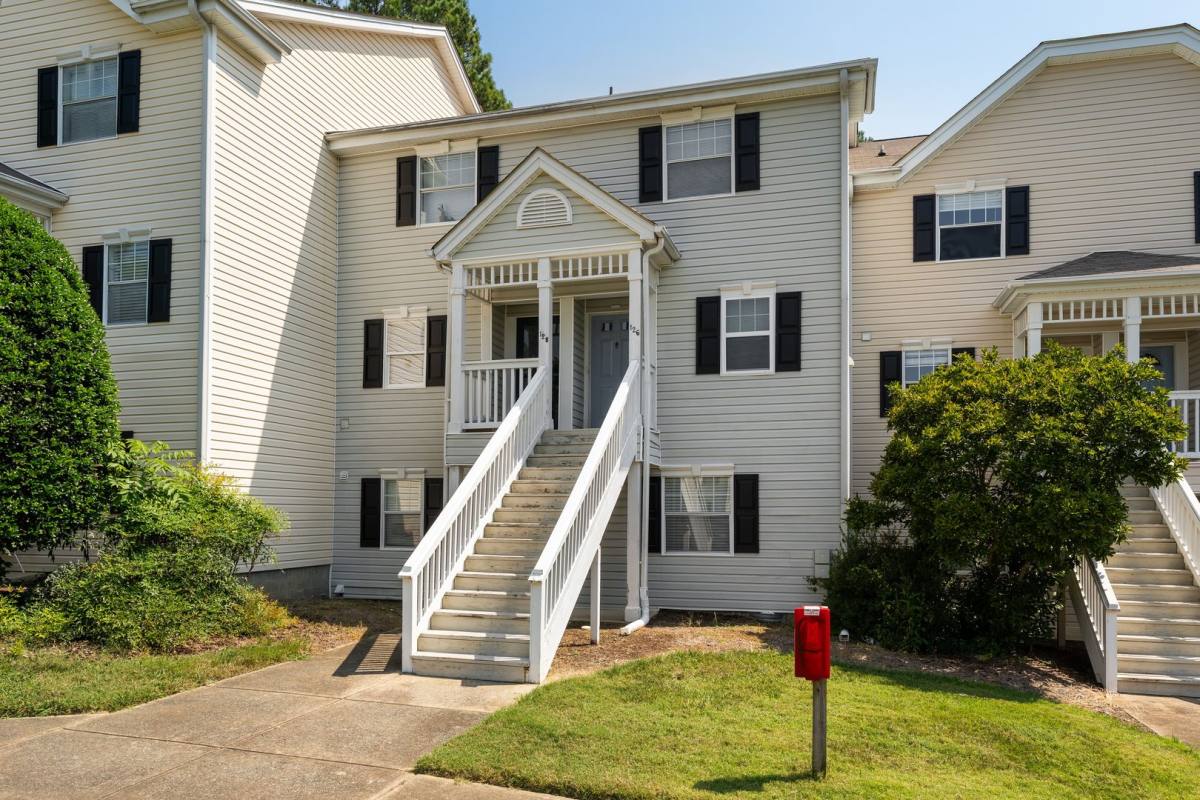 Townhouse for rent at 126 Schultz St, Chapel Hill, NC 27514