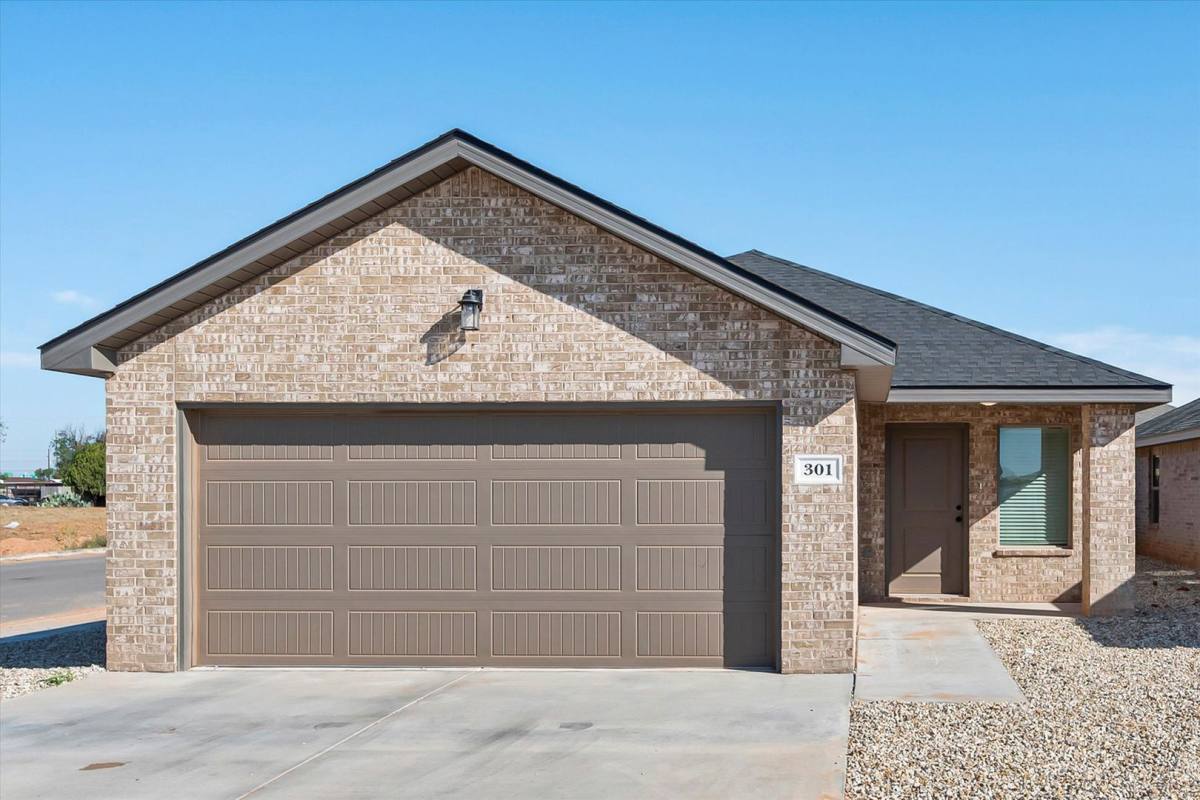 House for rent at 301 E 77th St, Lubbock, TX 79404