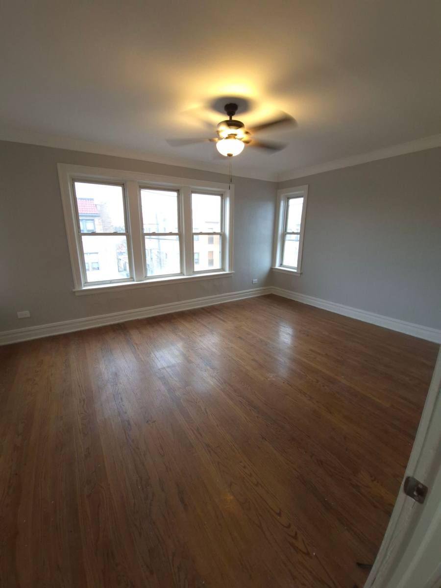 Apartment for rent at 5735 W Washington Blvd, Chicago, IL 60644