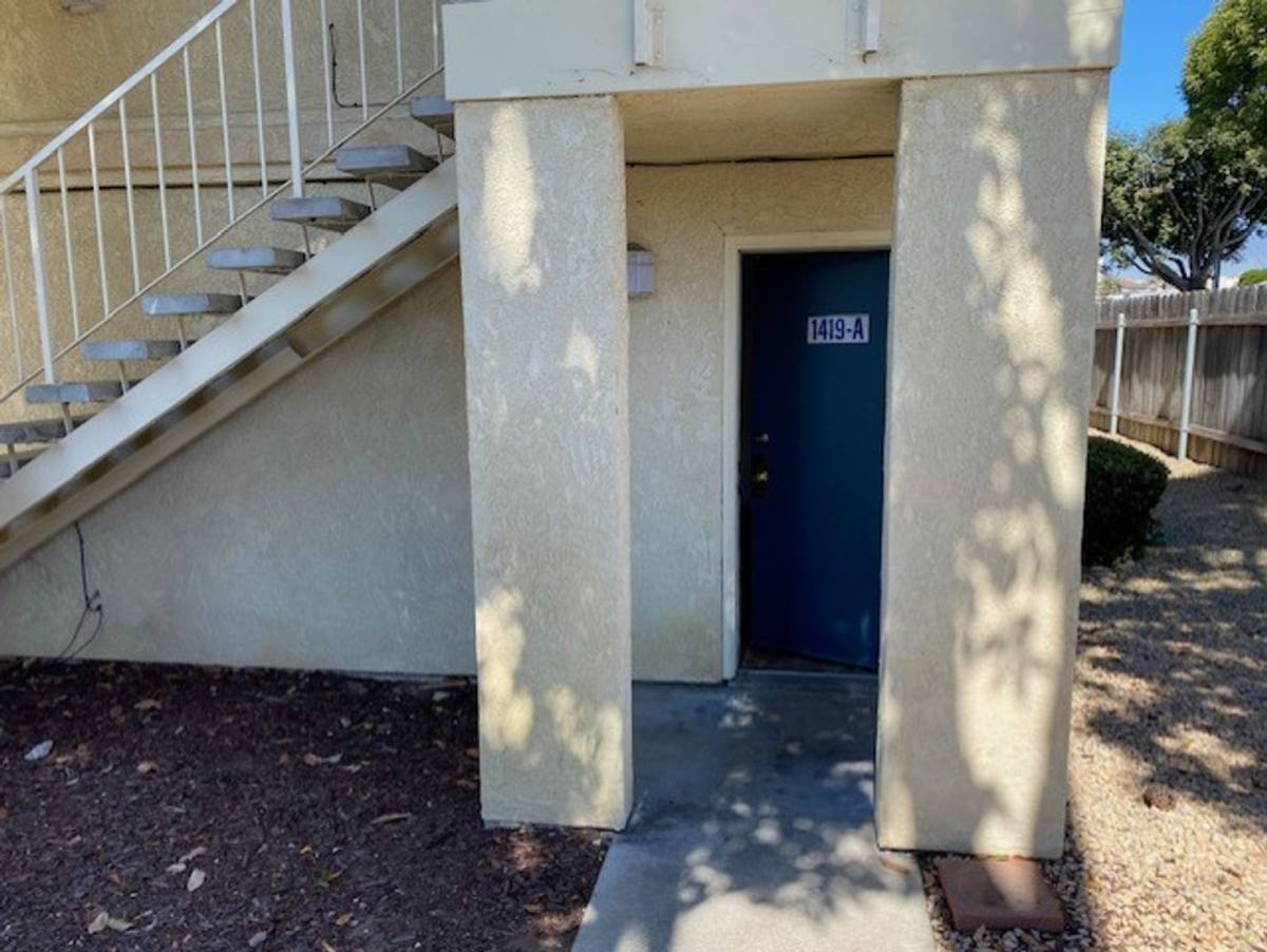 Apartment for rent at 1415-1419 Longbranch, Grover Beach, CA 93433