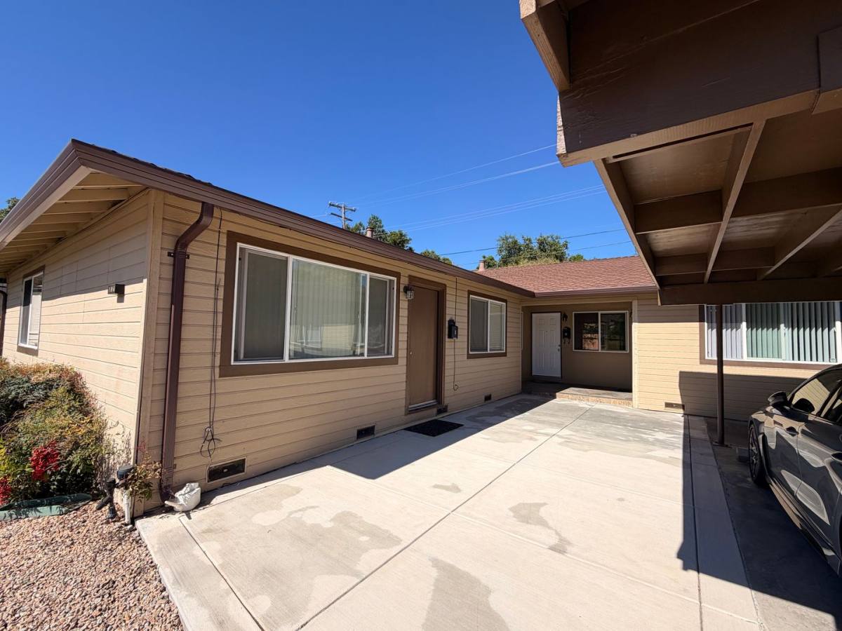 Apartment for rent at 10121 Craft Lane, Cupertino, CA 95014