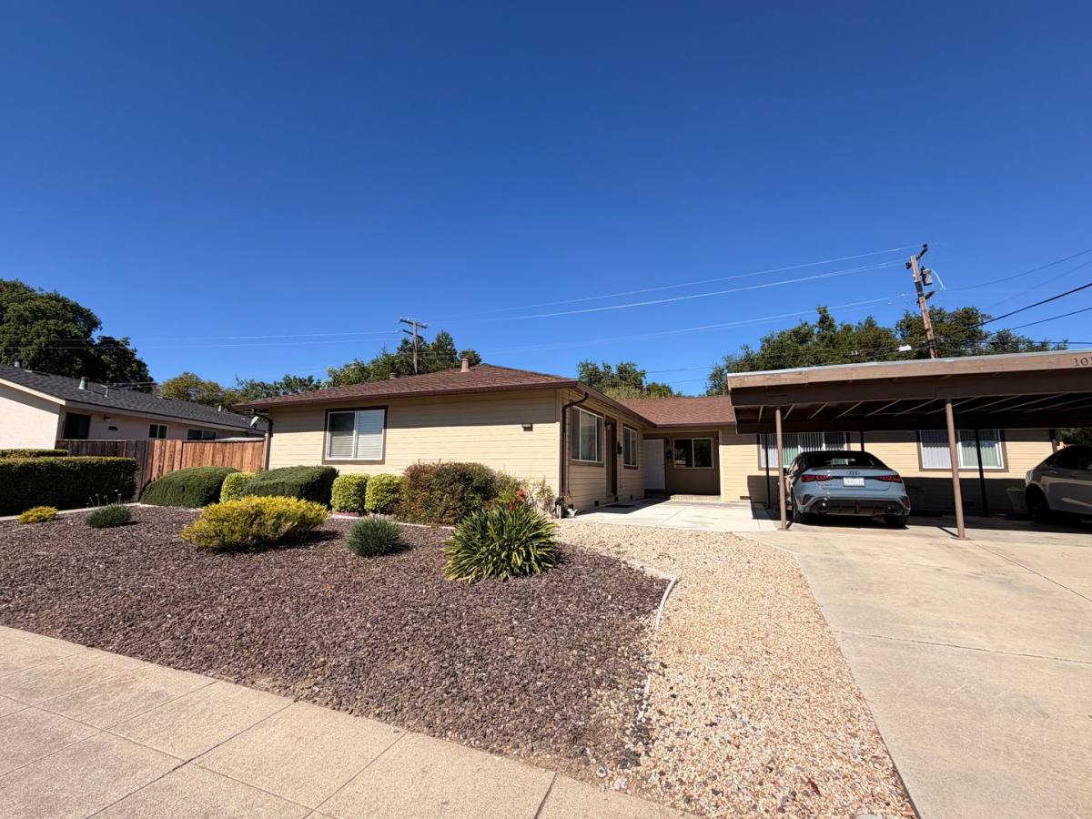 Apartment for rent at 10121 Craft Lane, Cupertino, CA 95014