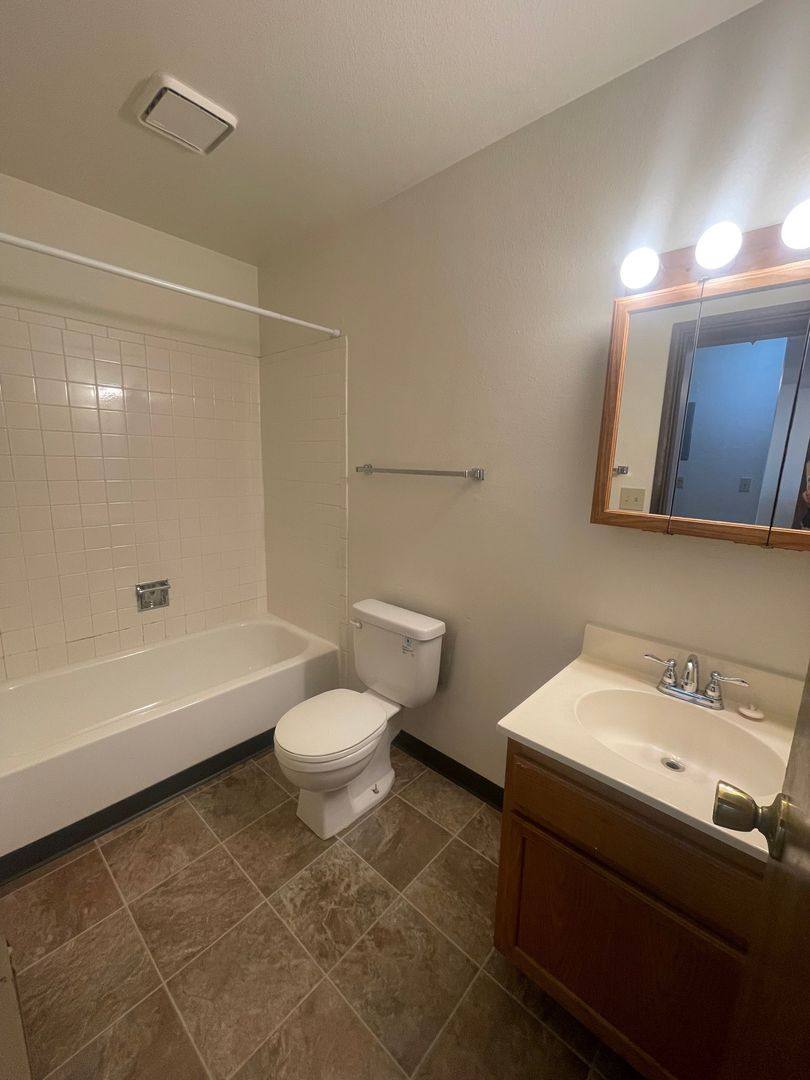 Apartment for rent at 2550 15th St S, Fargo, ND 58103