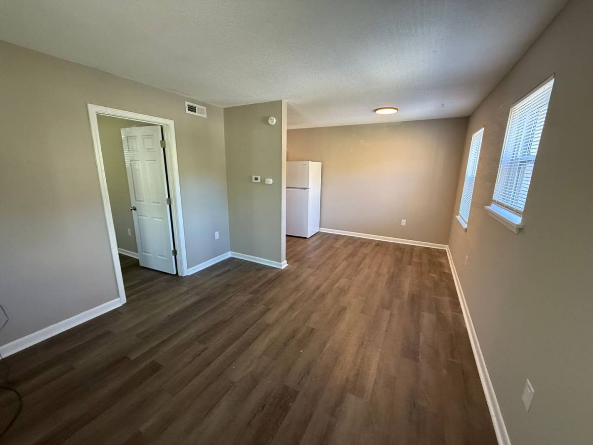 Apartment for rent at 213 N Ann St, Columbia, MO 65201