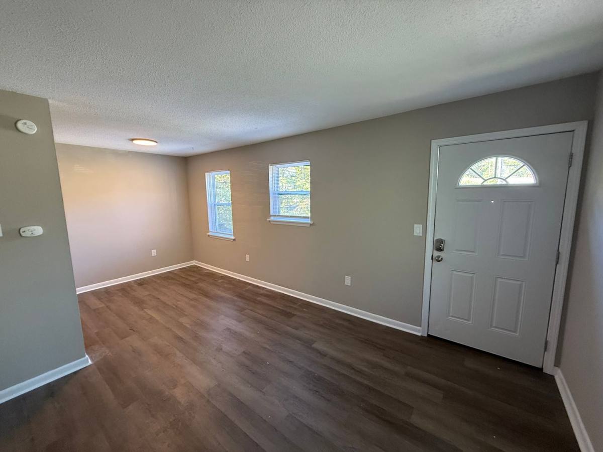 Apartment for rent at 213 N Ann St, Columbia, MO 65201