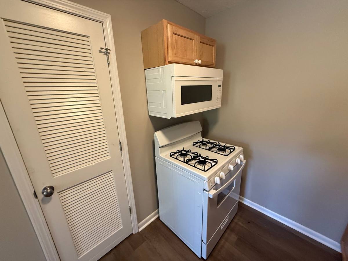 Apartment for rent at 213 N Ann St, Columbia, MO 65201