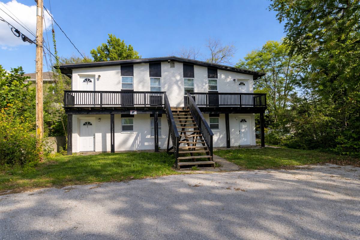 Apartment for rent at 213 N Ann St, Columbia, MO 65201