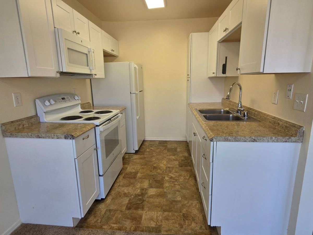 Apartment for rent at 1859 - 1861 Chalcedony St, San Diego, CA 92109