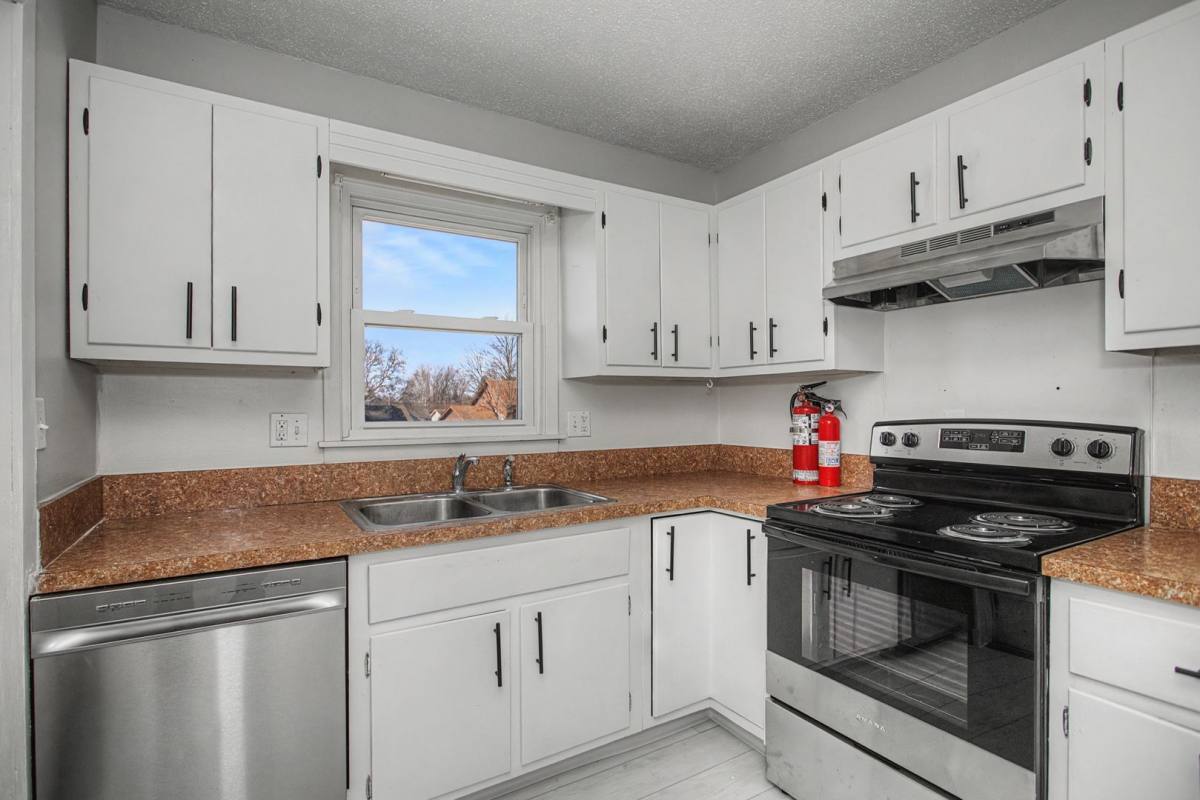 Apartment for rent at 1411 Georgia Ave, Ames, IA 50014