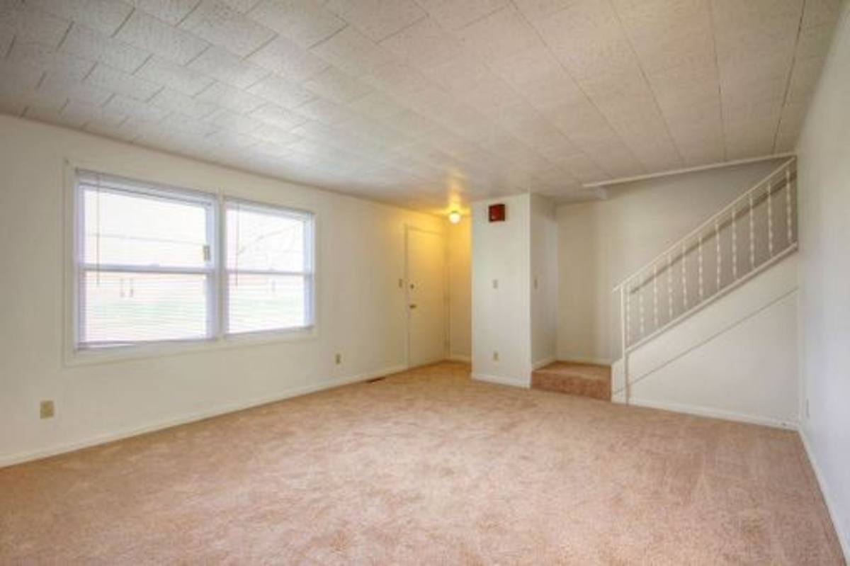 Apartment for rent at 1010 Crescent Dr, Champaign, IL 61820