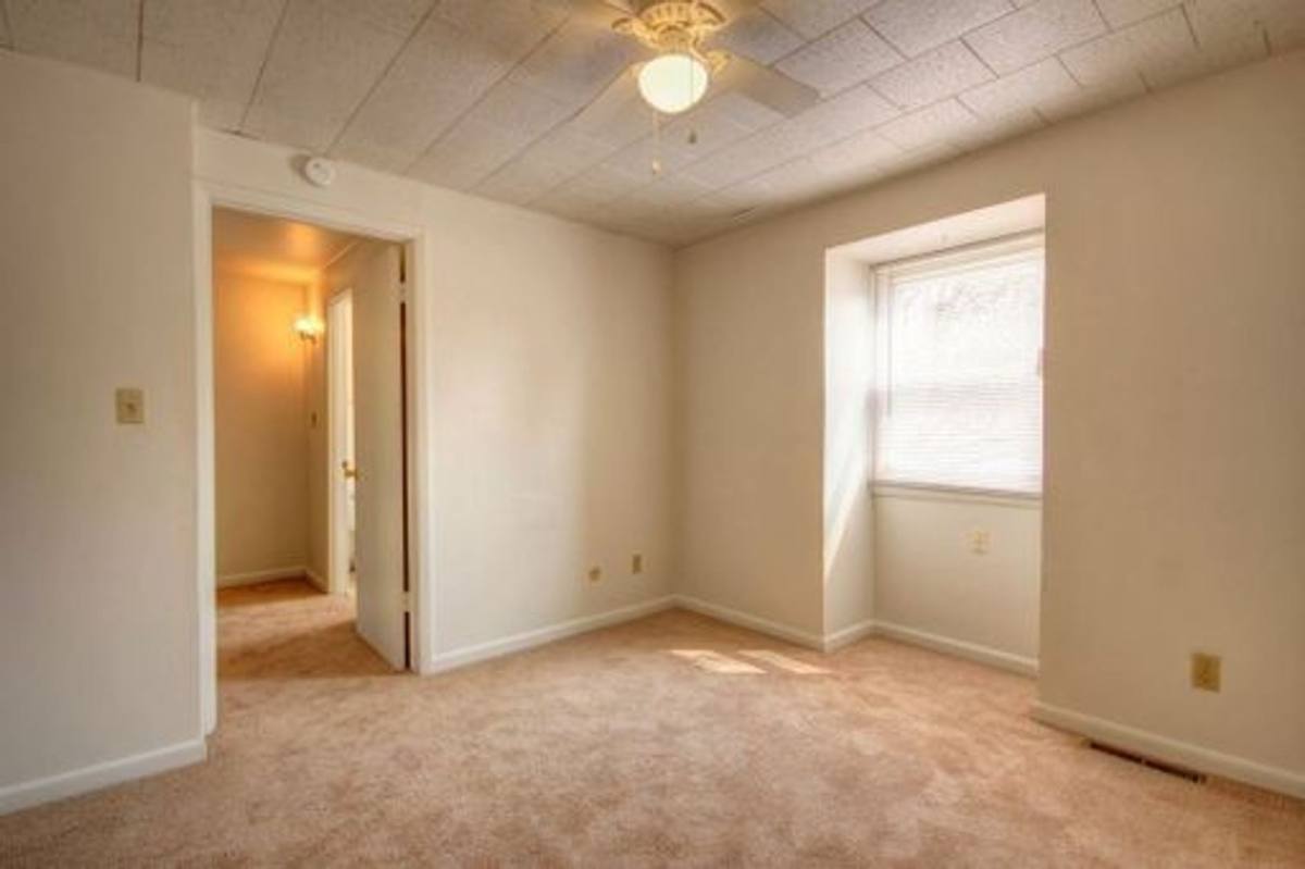 Apartment for rent at 1010 Crescent Dr, Champaign, IL 61820
