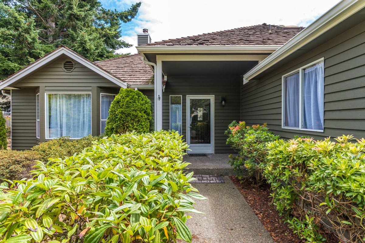 House for rent at 1119 SW Klickitat Terrace, Oak Harbor, WA 98277