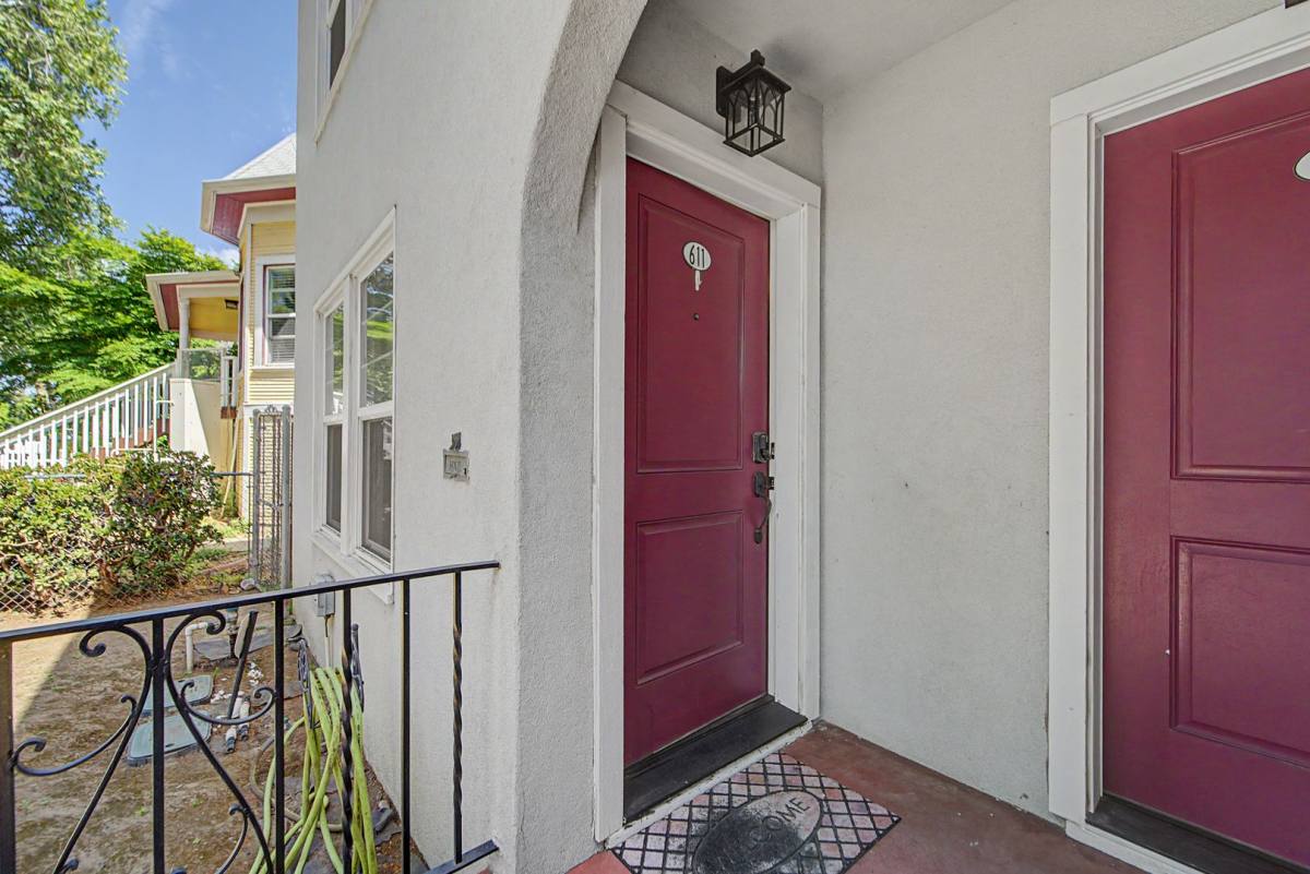 Apartment for rent at 609 611 H St, Marysville, CA 95901