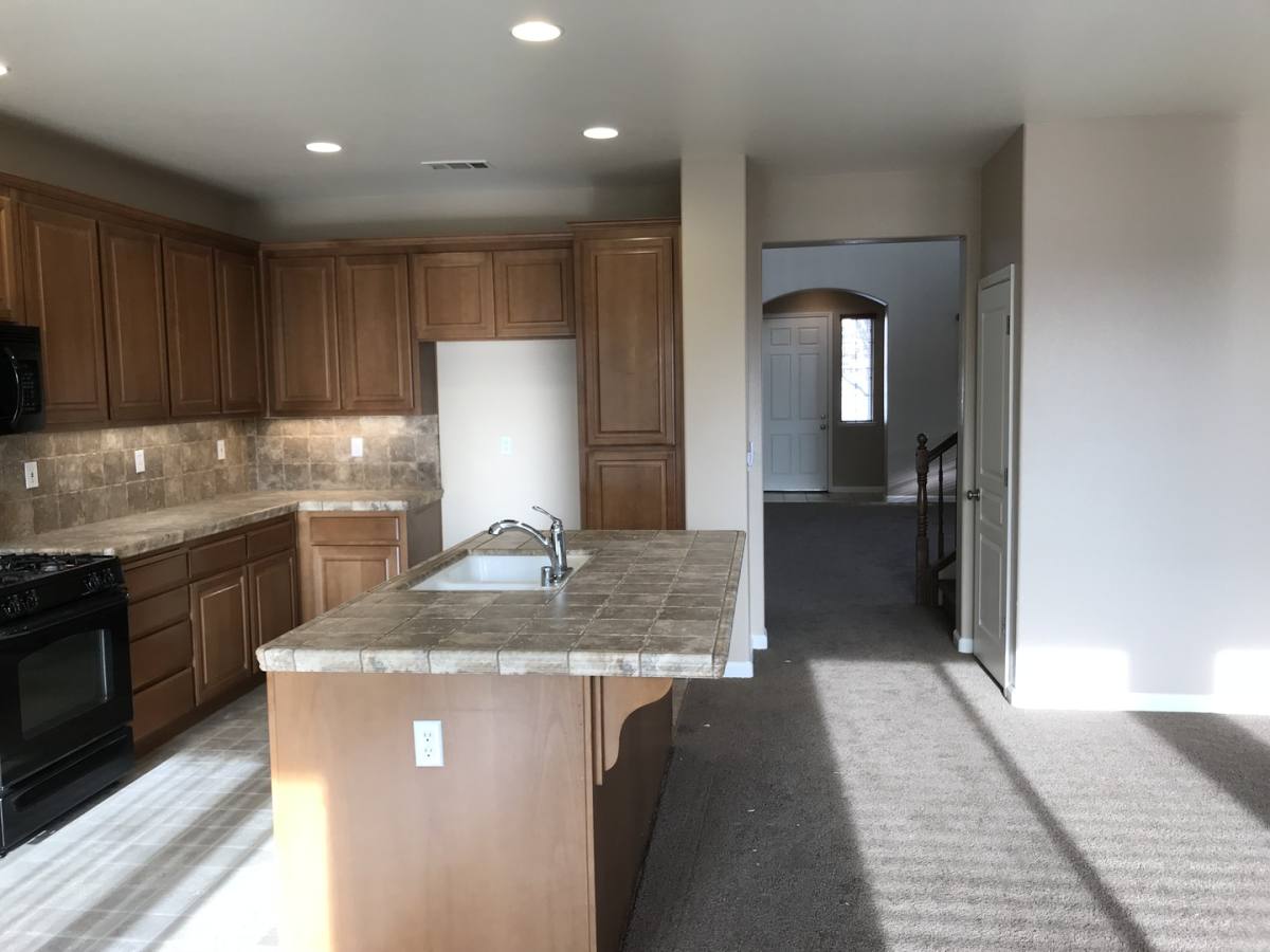 House for rent at 1235 Bluegrass Court, Los Banos, CA 93635