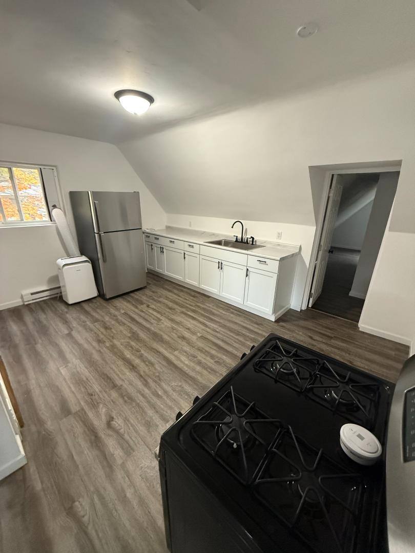 Apartment for rent at 1359 Oakes St 1 2, Marinette, WI 54143
