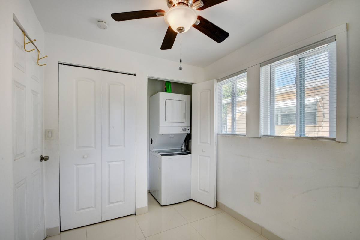 Apartment for rent at 325 N L St Apt- Lowe, Lake Worth Beach, FL 33460