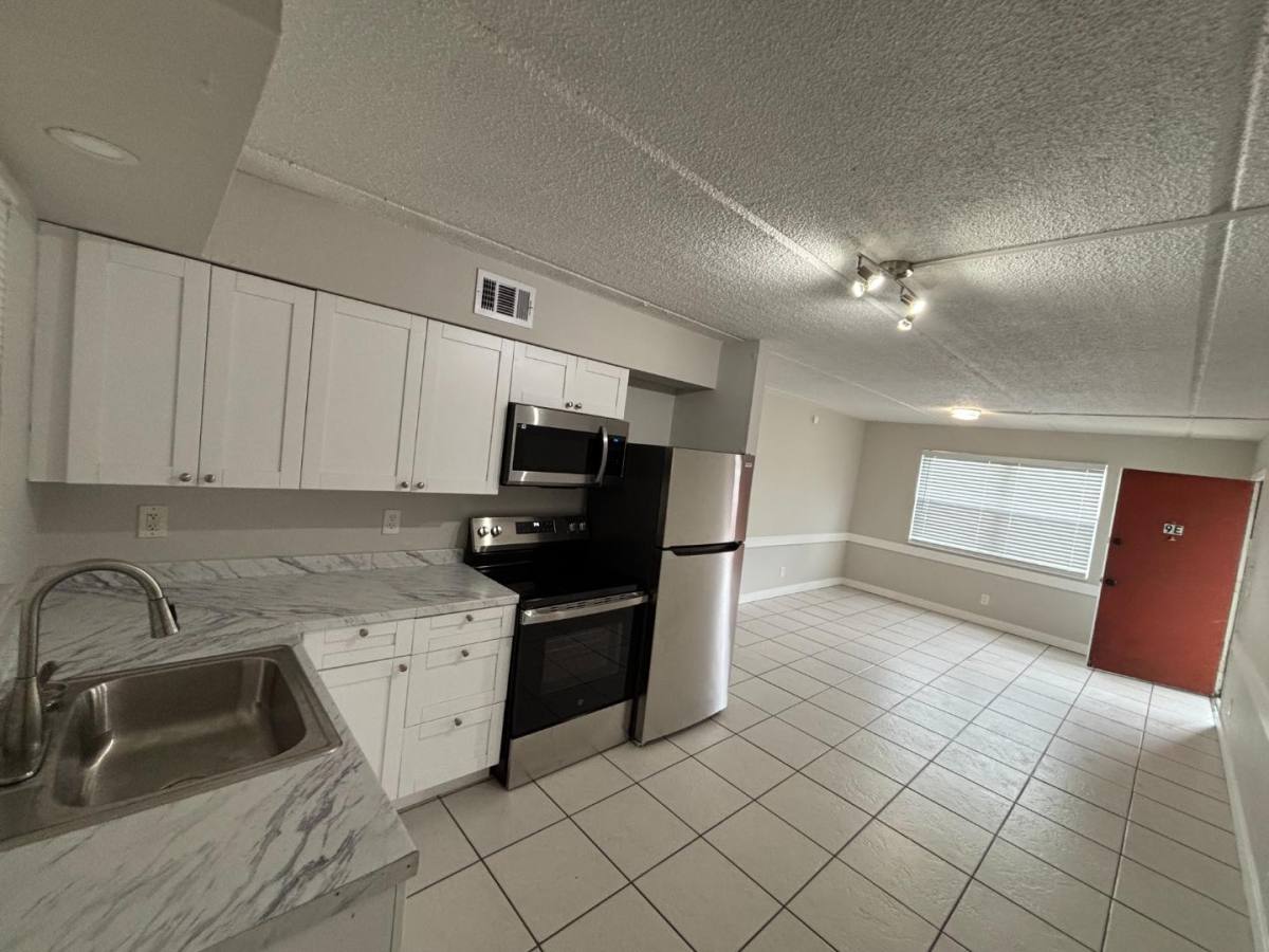 Apartment for rent at 2796 Woolery Dr #10W, Jacksonville, FL 32211