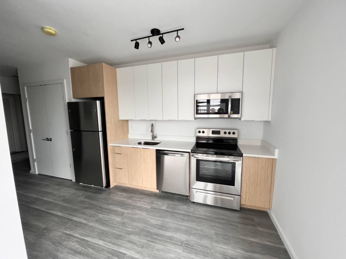 Apartment for rent at 160 Middlesex St #402, Lowell, MA 01852