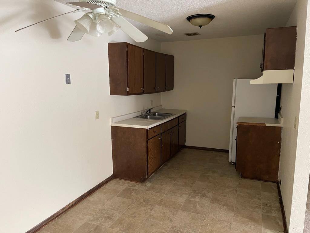 Apartment for rent at 756 Hall Ave #H101, Saint Paul, MN 55107
