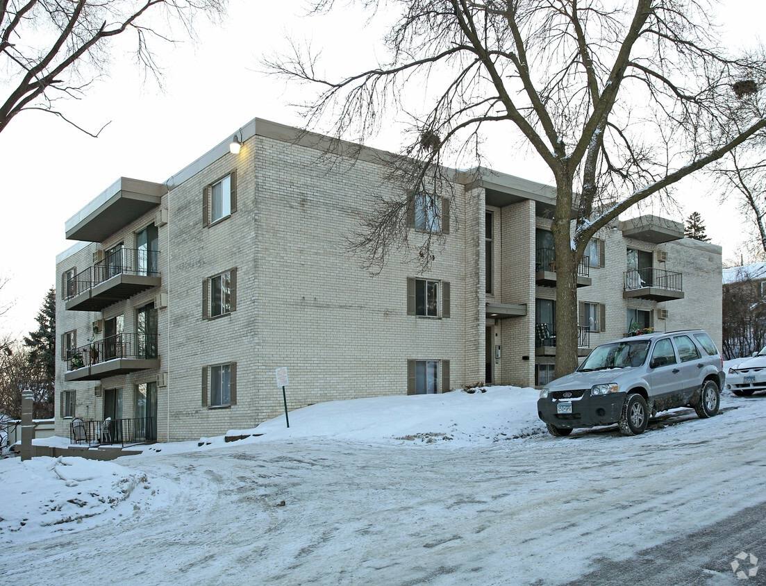 Apartment for rent at 756 Hall Ave #H304, Saint Paul, MN 55107