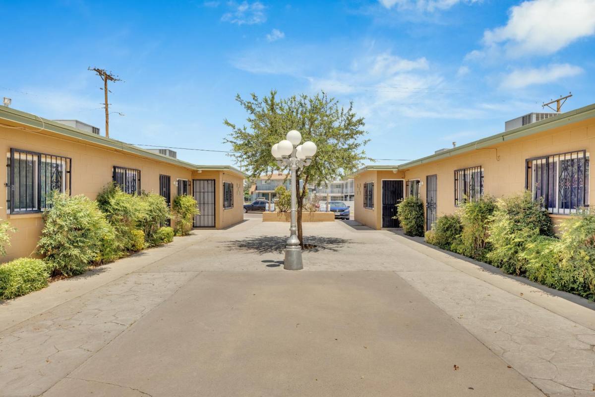 Apartment for rent at 4408 Sunrise Ave #8, El Paso, TX 79904