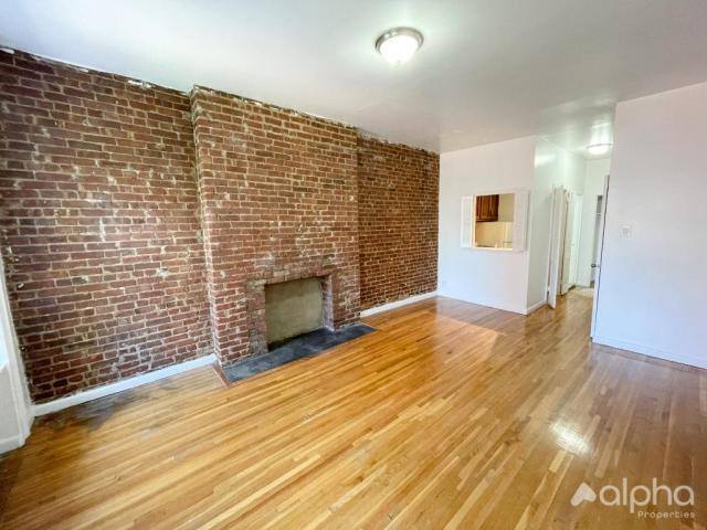Apartment for rent at 316 E 83rd #3A, New York, NY 10028