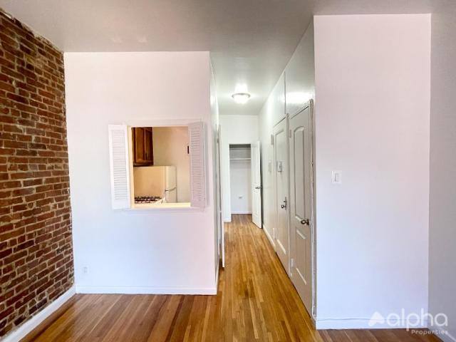 Apartment for rent at 316 E 83rd #3A, New York, NY 10028