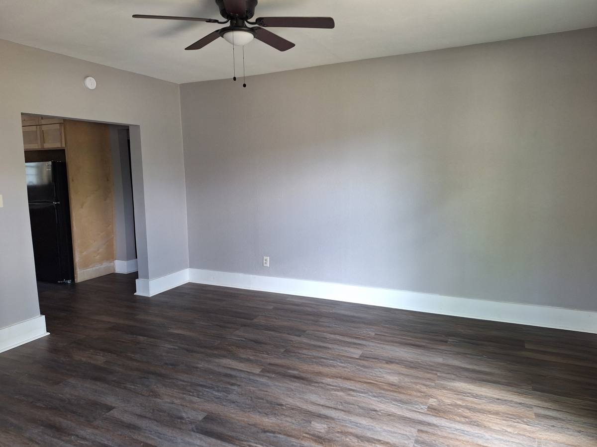 House for rent at 1918 W Collin St, Corsicana, TX 75110