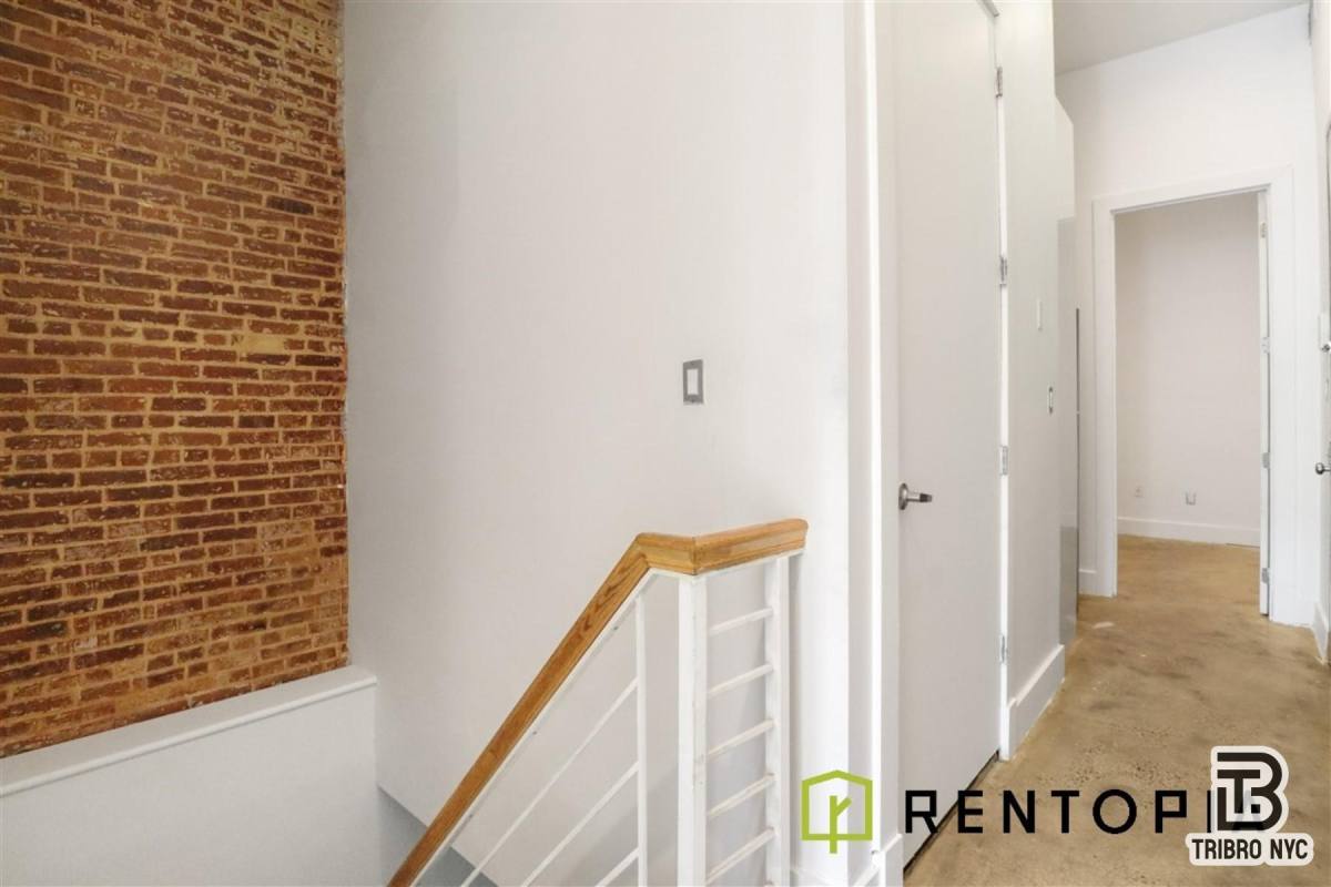 Apartment for rent at 753 Lexington Ave #1D, Brooklyn, NY 11221