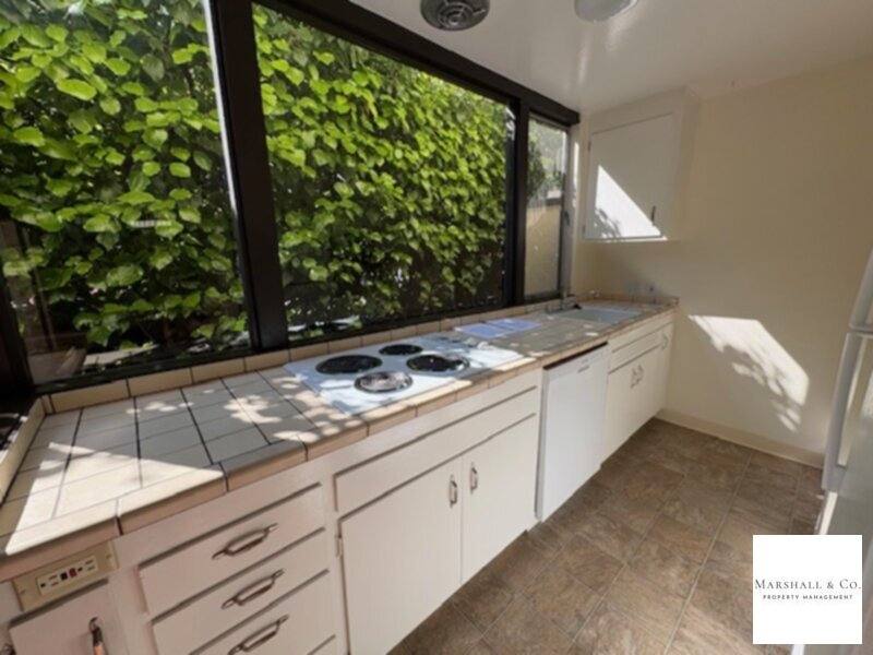 Townhouse for rent at 201 D St #1, San Rafael, CA 94901