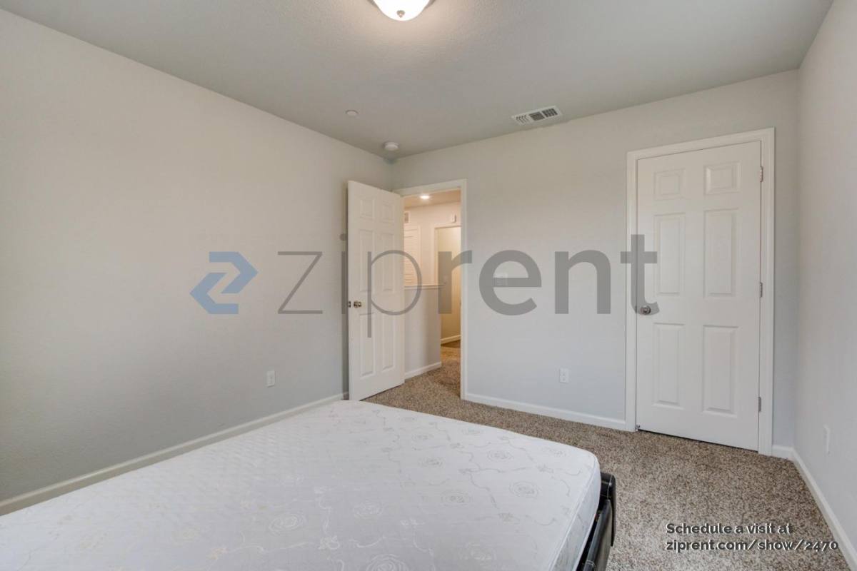 House for rent at 8159 Laurel Willow Lane, Sacramento, CA 95828
